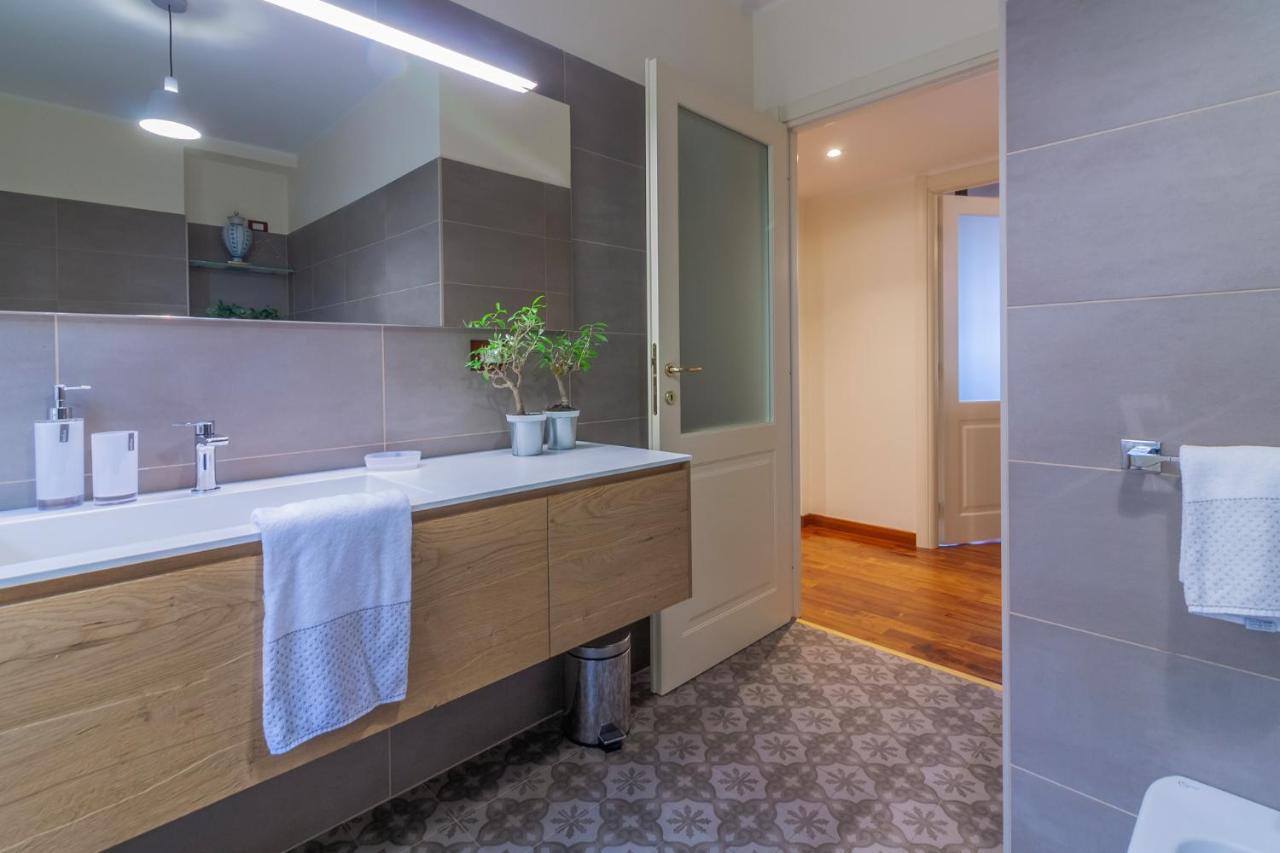 Ferienwohnung Aglaia Luxury Lake View By Wonderful Italy Abbadia Lariana Exterior foto