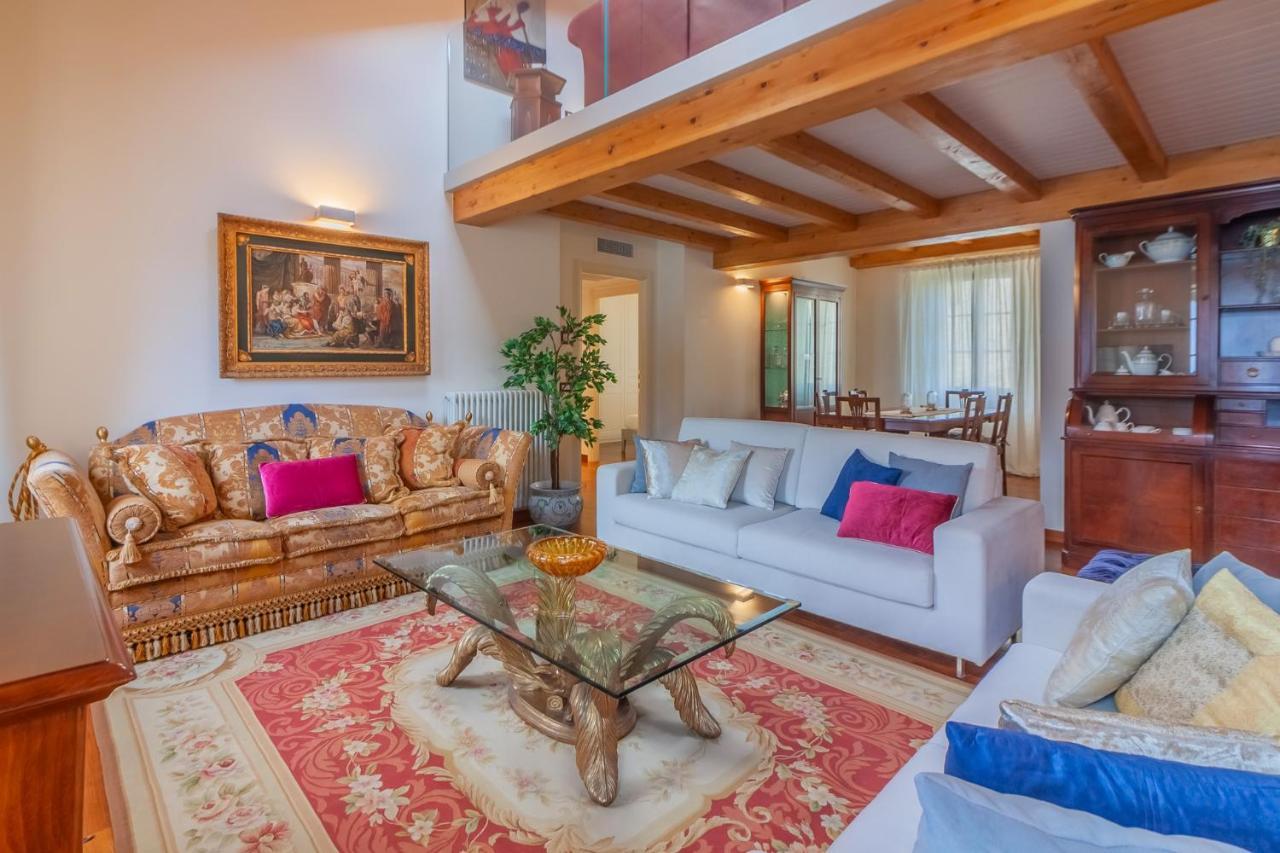 Ferienwohnung Aglaia Luxury Lake View By Wonderful Italy Abbadia Lariana Exterior foto